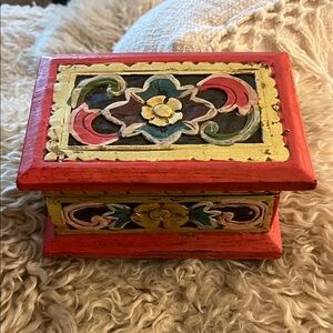 Wood Carved Handcrafted Decorative Box 7x4.5x3.5